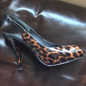 Via Spina slingback peep toe heel